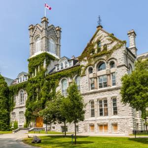 برترین دانشگاه‌های کانادا جهت تحصیل در رشته‌ی مارکتینگ کدامند؟